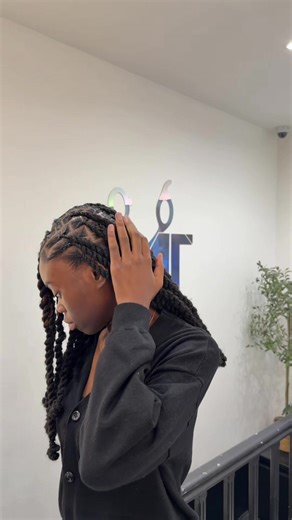 📍2 place Maurice de Fontenay 75012, PARIS 🕦11h - 21h🕘 OUVERT tous les jours! 🅿️PARKING GRATUIT🆓 AFRO✨DREADLOCKS✨COLORATION✨HAIRCUT #invisiblelocks #pmtcoiffure #locksparis #locks