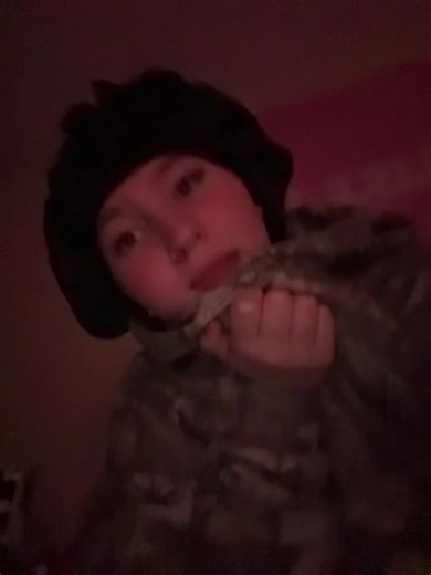 baddey (@baddey)’s videos with original sound - 🙈caliii 🙊