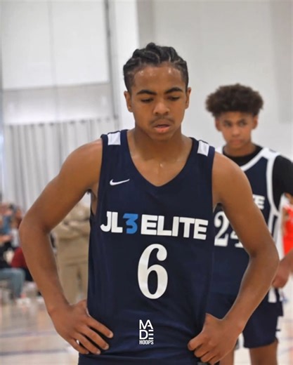 Hustle Filmz 💫 on Instagram: "Dominic Mitchell (Class of 2031) showcased why he’s the nation’s top two-way guard —locking down on defense and fueling a comeback that nearly erased a 20-point deficit at South MADE Hoops S2. @madehoopsevents"