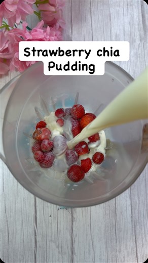 Indian Cook Fusion on Instagram: "Strawberry Chia Pudding"