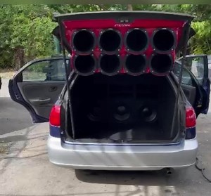 12 reactions | Driver de 2” 4300 Taramps son los que tiene la guagua reg $240 c/u oferta 4 piezas por $500 inf 9394527791 | Gárgolas Audio Puerto Rico | Facebook