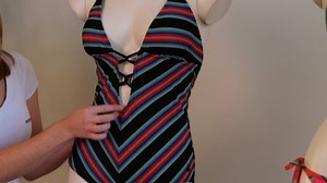 How To Pick A Swimsuit For A Petite Body