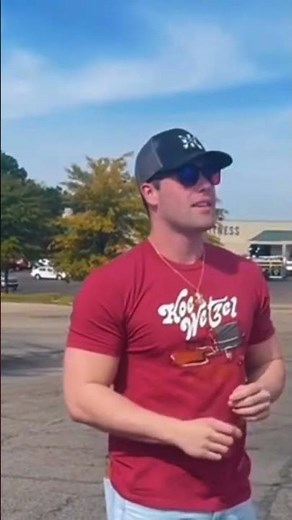 when he sees colors for first time🤝🏻❤️ #lyrics #happiness #music #surprisereunion#colorblind