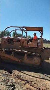 Lot 450A - CATERPILLAR D6C BULLDOZER ON TRACKS
