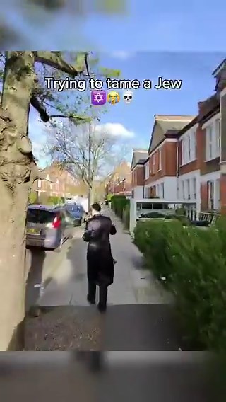 There’s a YouTuber called penofein whose content has shifted lately to harassing Jews in London with money ‘pranks’. He’s getting MILLIONS of views and profiting from targeting Jewish ppl with antisemitic tropes. This is honestly DISGUSTING. @YouTube