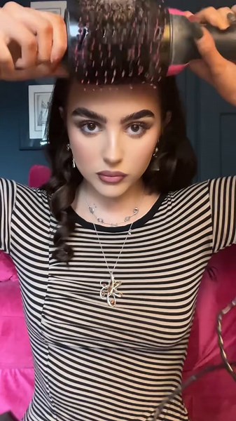 Helena Bonham Carter Hair Tutorial: Styling Tips and Tricks