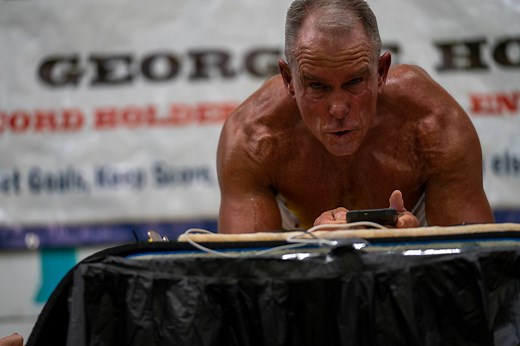 144K views · 1.5K reactions | What's your best plank time? Check out 62-year-old ex-Marine George Hood's incredible 8 hrs 15 mins 15 secs in the abdominal plank position ⏱️ | Guinness World Records | Facebook