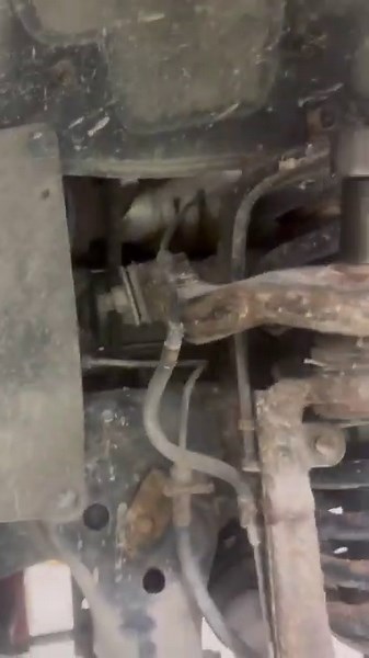 Best way to remove a cotter pin #cotterpin #rustypin #cotterpinremoval