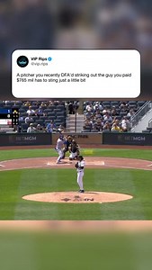 Another reason why baseball is so awesome 👏 #viprips #cardbreaks #mlb (Via platinumkey13) | VIP RIPS