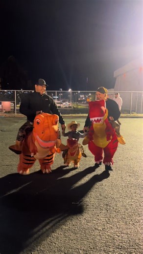 Creative Dino Ranch Family Costumes for Halloween 2023