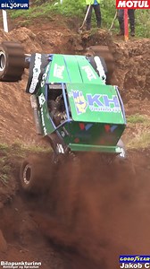 Nicely done from Daníel driving Green Thunder🏁Formula Offroad Iceland🇮🇸 Make sure to subscribe on Youtube (Jakob C) #hillclimb #formulaoffroad #motul #motorsport #4x4offroad | Jakob C