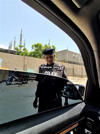 Wetin be the work of police gan gan..... Abi na to dey oppress people anyhow Jeremy Doku From 3-0 Corner FC Let Arteta ADC and PDP #ARSNEW #MCISOU Nico Gonzalez