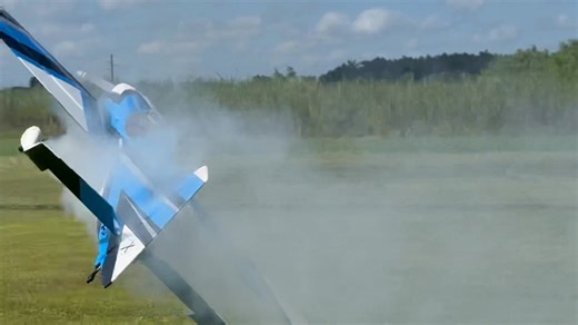 #TeamExtreme Santiago Perez Sequeira with his 104” Extra NG V3 at Wings 3D Miami! Strong winds but team Extreme flying hard💪 | Extreme Flight R/C