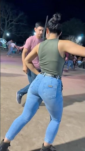 The chacarera del monte is danced like this in my Chaco #chacarera