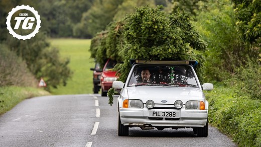 204K views · 917 reactions | Christmas trees... the bigger the better, right? Not when you've got one to rival Trafalgar Square's and just three fairly regular cars to transport it with. Chris, Freddie and Paddy hope for a Christmas miracle in their mission to transport a 1-tonne Norway Spruce 100 miles to the city of Bath in time for the big day in Top Gear: Driving Home for Christmas. See if they make it, Christmas Eve at 8.30pm on BBC One and BBC iPlayer. | Top Gear | Facebook