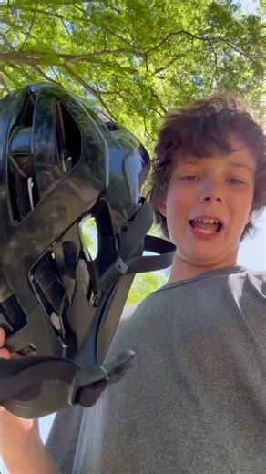 mtb try not to cringe 😬😭#mtb#amtb#jumps