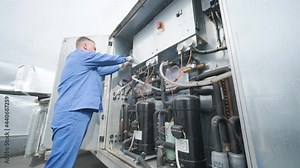 Resistance test of temperature sensors in the cooling supply section of the ventilation unit