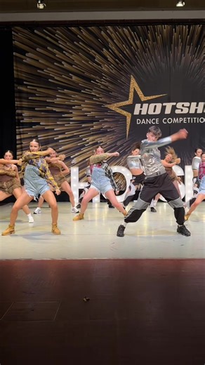 Always ending the day with this type of energy! #fyp #street #dance #competition #group