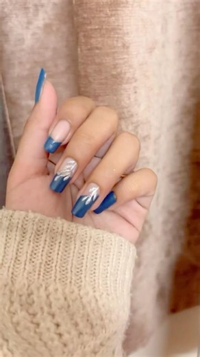 Ocean Nails💙 🌊 with cellotape and safety pin #shorts #nails #nailart #trending #beach