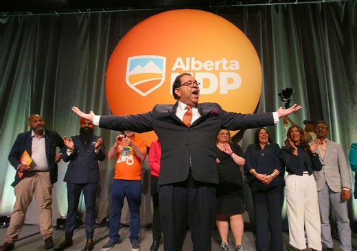 David Staples: Premier Smith wises up about out-of-control immigration. Will Nenshi do the same?