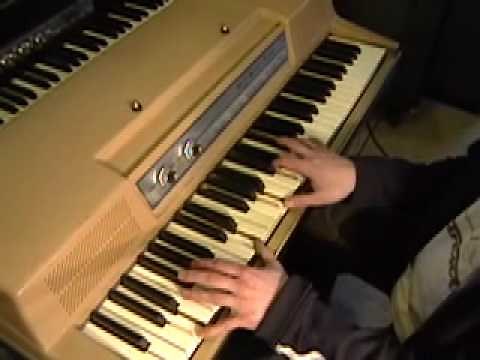 Wurlitzer Electric Piano 200 by VintageVibe.com