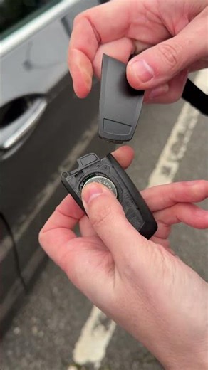 battery replacement in key fob