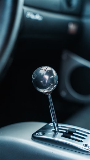 Vehicle Transportation Company on Instagram: "Produced from 1999 to 2005, the Ferrari 360 Modena marked a major leap forward for Maranello. It was Ferrari’s first road car built around an all-aluminum spaceframe chassis, delivering greater rigidity while reducing weight - even as the car grew larger than the F355. ✨🇮🇹 At its heart sits a 3.6-liter naturally aspirated V8, producing 400 hp, revving freely and delivering a soundtrack that defines an era before turbos and filters. Mid-engine balan