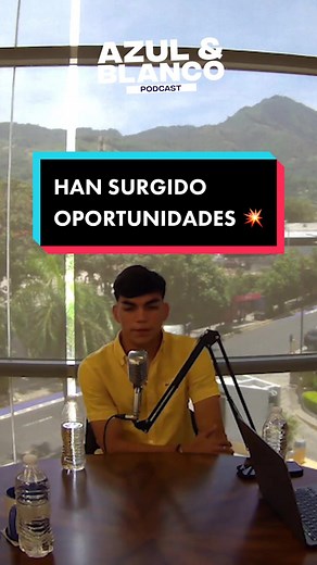 Varios equipos quieren a #leomenjivar 🇸🇻⚽️ 🔗🖥️ links para escuchar completa la entrevista en BIO ¿adonde les gustaría ver al machito? #Azulyblancopodcast #selecta🇸🇻 #sv503 #elsalvador
