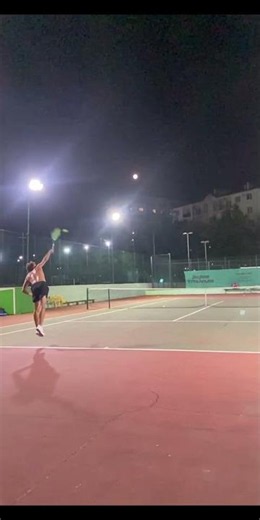 🎾 Slow motion first serve ATP WTA level 4.5 NTRP #tennis #sports #slomotion #slomo #wimbledon