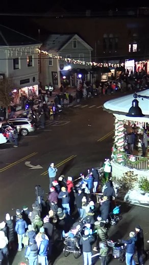 1.1K views · 378 reactions | That’s a wrap on the 2025 Exeter Holiday Parade! Thank you for all those who tuned into our coverage! | Exeter TV | Facebook