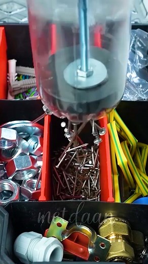 73K views · 445 reactions | DIY your own pick-up gadget 鱗 | Simple Life | Facebook