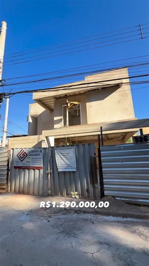 DIOGO DIAS | CORRETOR IMOBILIÁRIO on Instagram: "Alto padrão no bairro Bom Retiro Um refúgio urbano pensado para viver com qualidade, conforto e tranquilidade. ✨ Destaques do projeto • 170 m² de área construída • 3 dormitórios, sendo 1 suíte com closet • Ampla área de jardim • Espaço gourmet integrado • Acabamento de primeira linha • Infraestrutura para ar-condicionado • Opção com piscina ou jacuzzi • Localização estratégica e silenciosa • Entrega prevista: dezembro de 2025 💎 Projeto exclusivo,