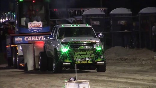 Sweetest Duramax "Troublemaker" 2.6 Diesel Pulling Truck