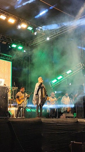 LOS KJARKAS EN LEDESMA JUJUY Lo de anoche fue una locura total 🙌🔥 ¡Gracias a todos por la energía, por cantar cada tema y por regalarnos una noche que queda para el recuerdo! Los KJARKAS dejaron el alma y ustedes también.✨ Seguimos haciendo historia juntos. Llanes Producciones. | Llanes Produc