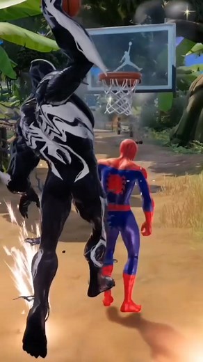 Venom Dunking on Spider-Man in Fortnite | Marvel Crossover Gameplay