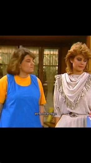 Classic TV Shows on Instagram: "The Facts of Life~💕📺 #factsoflifefridays #lisawhelchel #blairwarner #nancymckeon #jopolniaczek #mindycohn #nataliegreen #kimfields #tootieramsey #thefactsoflife #thefactsoflifetvshow #eastland #1980sstyle #80sstyle #80sfashion #1980sfashion #retrotv #classictv #vintagetv #80shair #eighties #mrsgarrett #charlotterae #ednagarrett #genx #80skid"