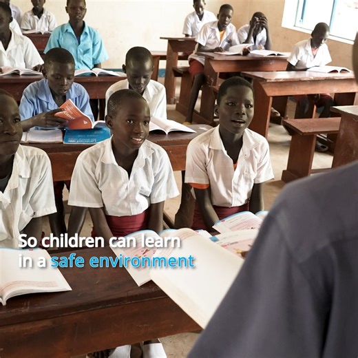 #ForEveryChild, the right to learn 📚✏️ and thrive. Watch 👇how UNICEF, the African Development Bank Group and the Ministry of General Education and Instruction, Republic of South Sudan are joining forces to bring quality education to remote areas across #SouthSudan. | UNICEF South Sudan