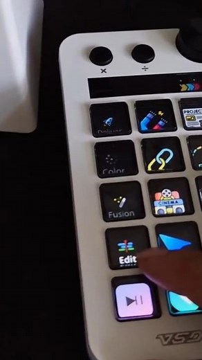 VSD Inside N1 Stream Deck Davinci Resolve Layout