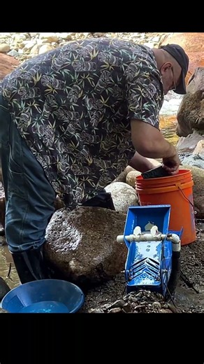 Look! A Picker! #goldprospecting