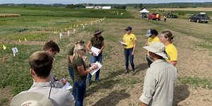 Weed science contest preps students for real-world challenges