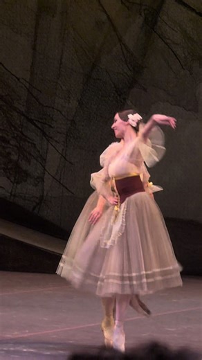 Giselle ballet #bolshoiballet #bolshoitheatre