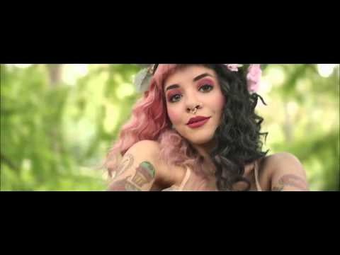 Melanie Martinez - Training Wheels