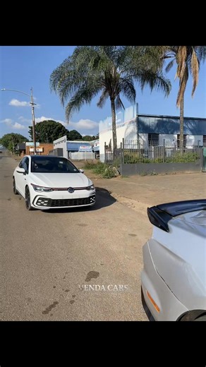 Explore the VW Golf: A Closer Look at Venda Cars