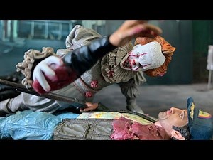 PENNYWISE VS XENOMORPH - IT VS ALIEN | STOP MOTION