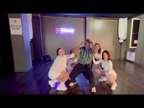 Reggaeton Dance Style Explained | Energy, Rhythm & Attitude by MDANCE STUDIO 