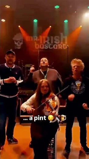 How many pints this weekend then? 🍻 #beers #session #pints￼