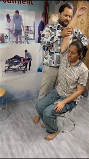 HEY CHIROPRACTORS on Instagram: "Chiropractic shoulder adjustment #chiropractic #chiropractor #physiotherapy"