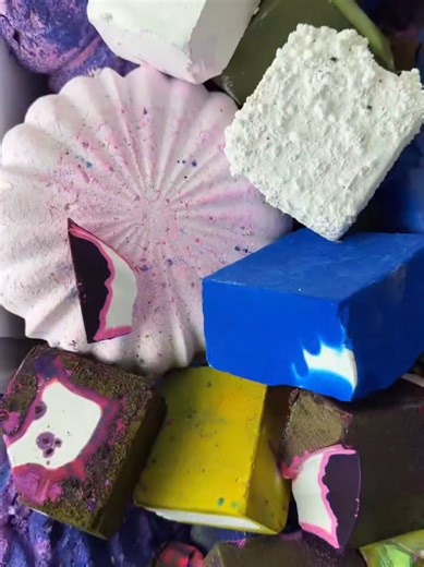 crushing.chalk. (@crushing.chalk3)’s videos with original sound - crushing.chalk.