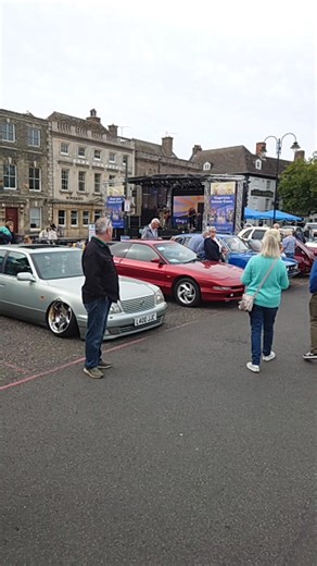 It's Classic Car Day 2025 in the Tuesday Market Place. We have Groove Hounds on stage and over 200 vintage cars parked on the Tuesday Market Place. All part of Heritage Open Day 2025. | Borough Council of King's Lynn & West Norfolk News & Events
