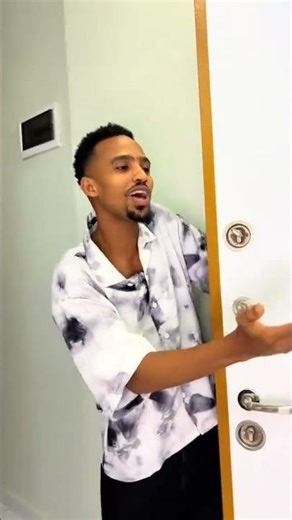 #Shorts #qosolplus #comedyshorts #foryou #funnychallenges Mursal Ahmed Qosolka aduunka